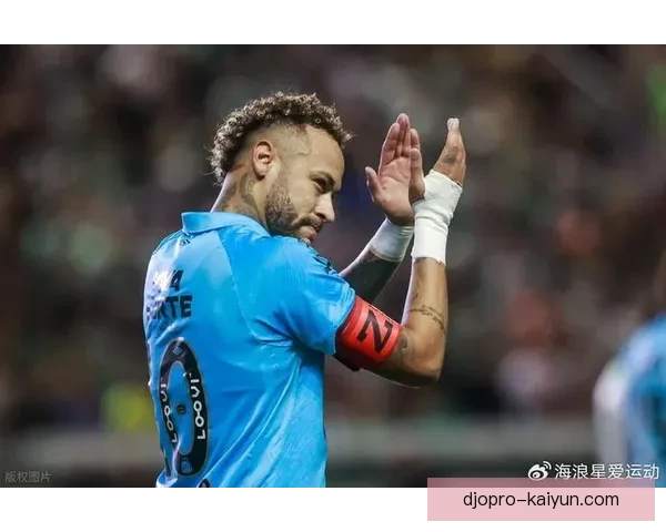 内马尔国家队队长生涯表现稳健，持续提升巴西队竞争力织能力